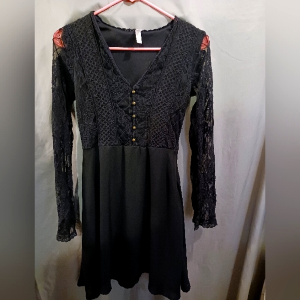 Women's medium black lace dress